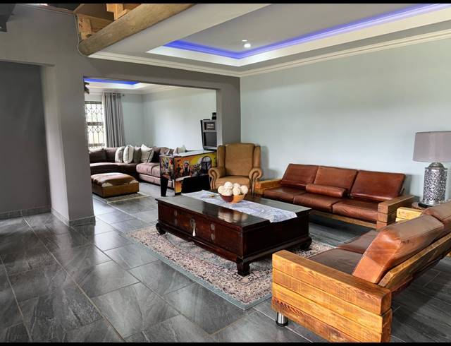 2 BEDROOM HOUSE TO LET IN PROTEA RIDGE